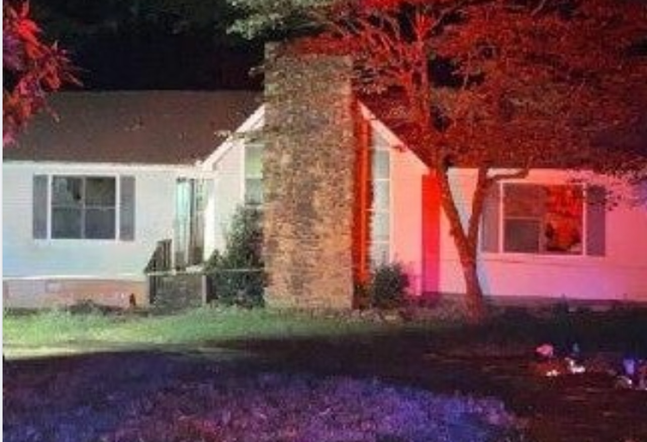 2 women dead following north Alabama house fire