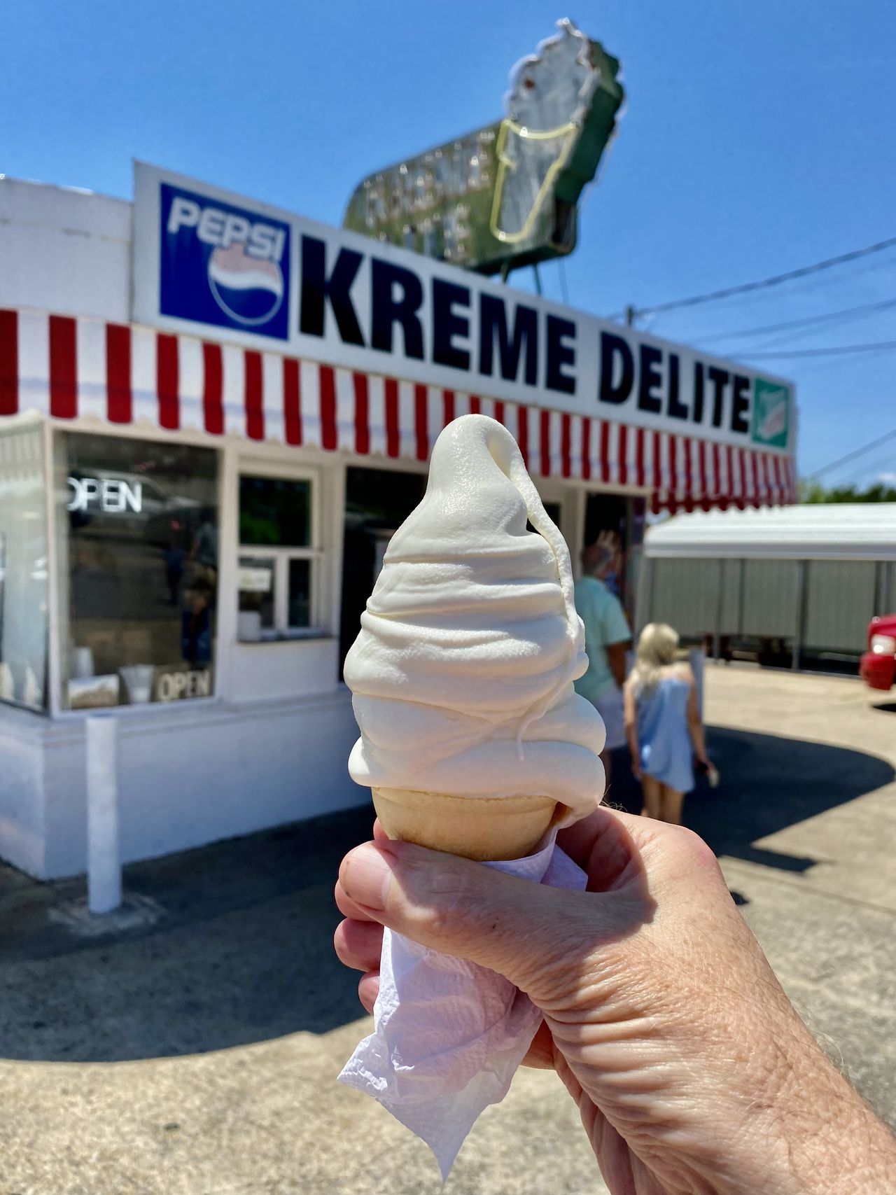 Kreme Delite in Athens, Ala.