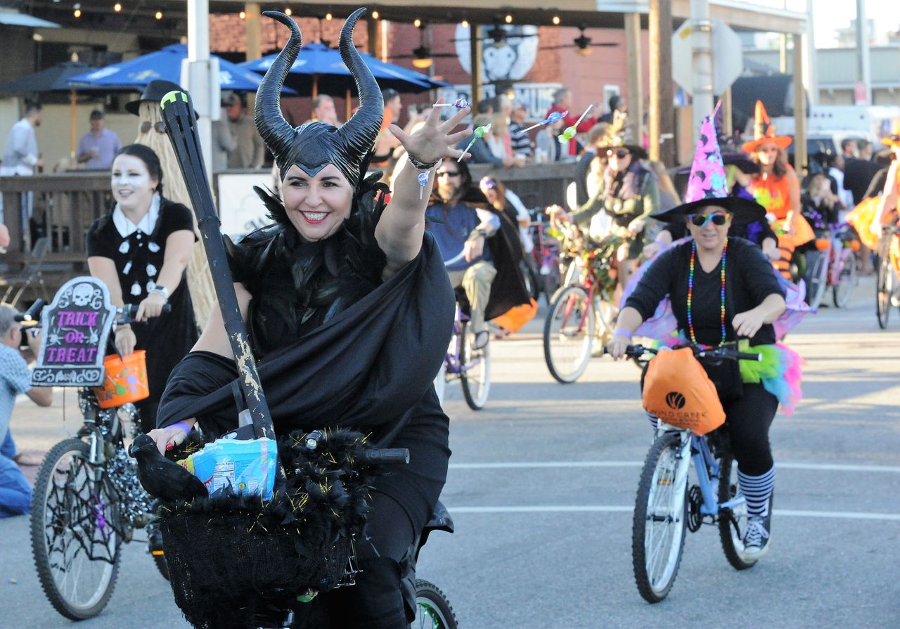 5 witches rides for Halloween fun in Birmingham: No broom required