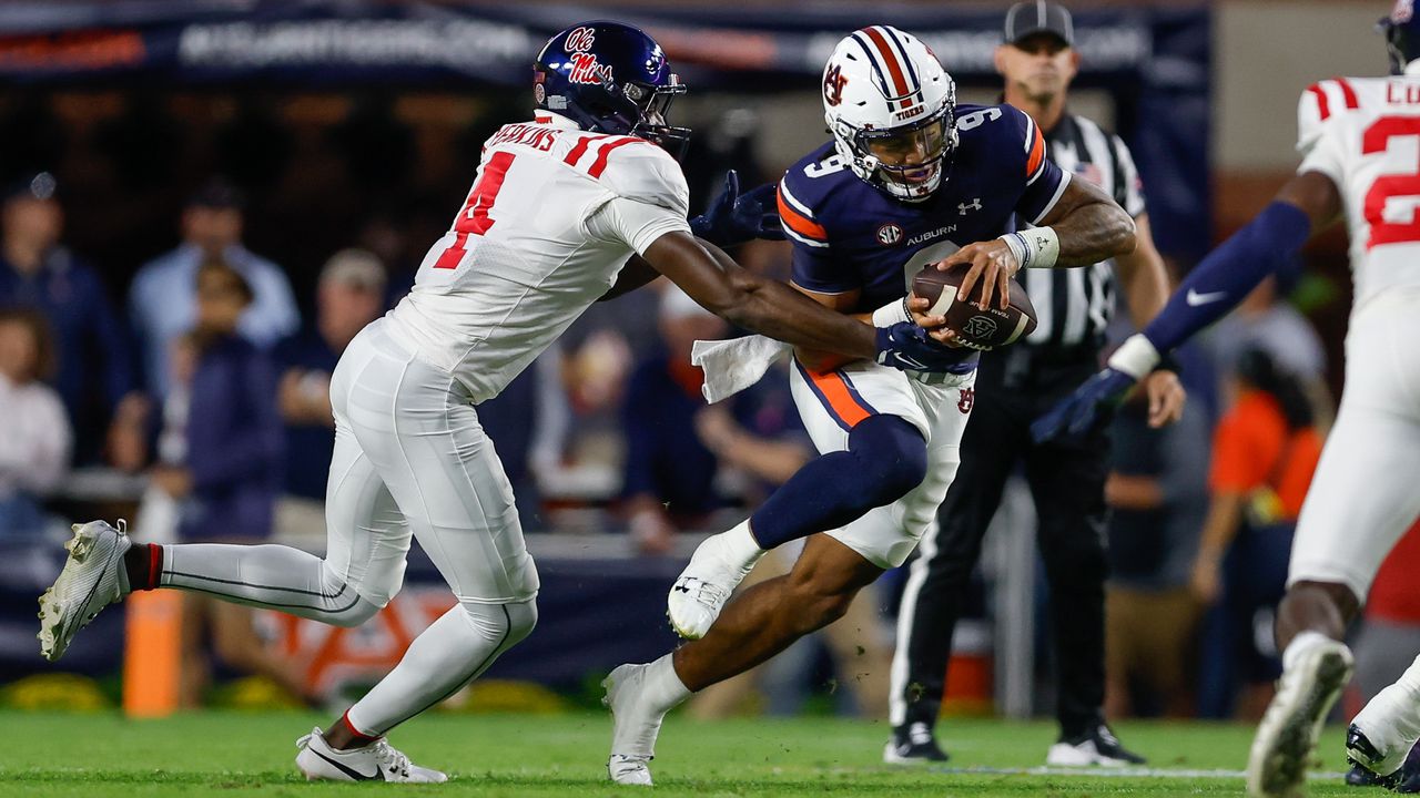 âYou canât mess those upâ: More struggles on late downs haunt Auburn in loss to No. 13 Ole Miss