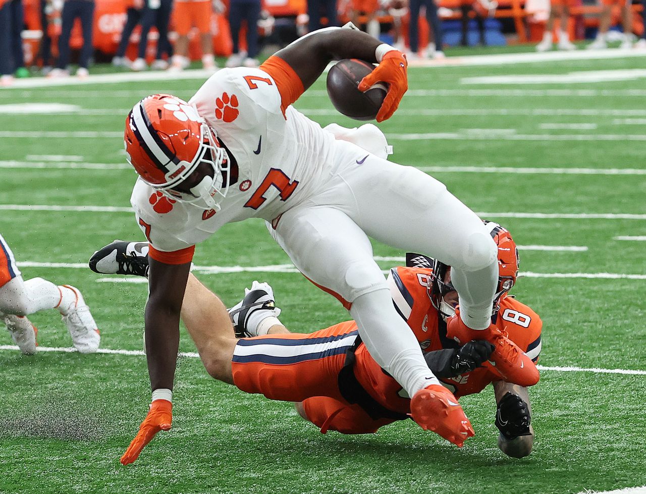 Syracuse football