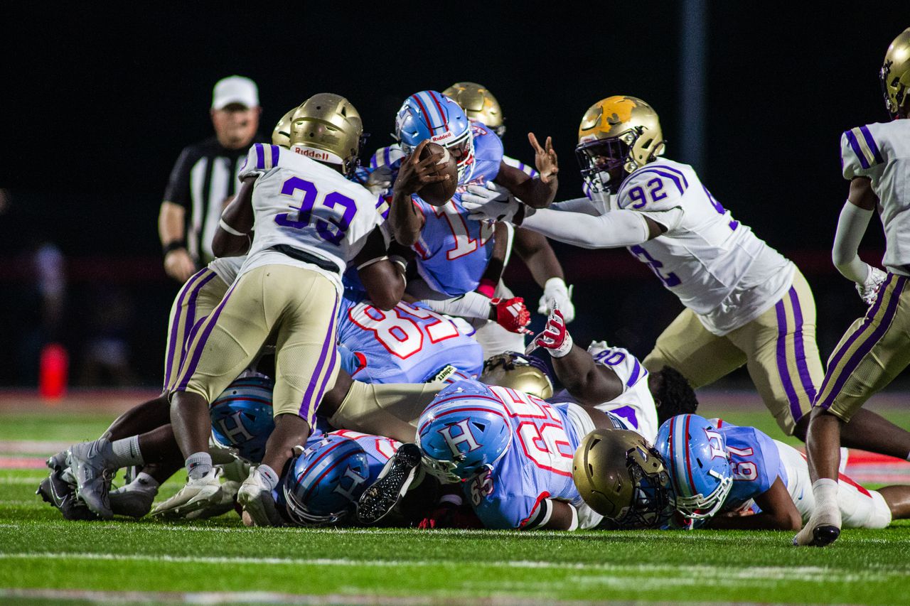 Pleasant Hillcrest vs. Hueytown high school football game