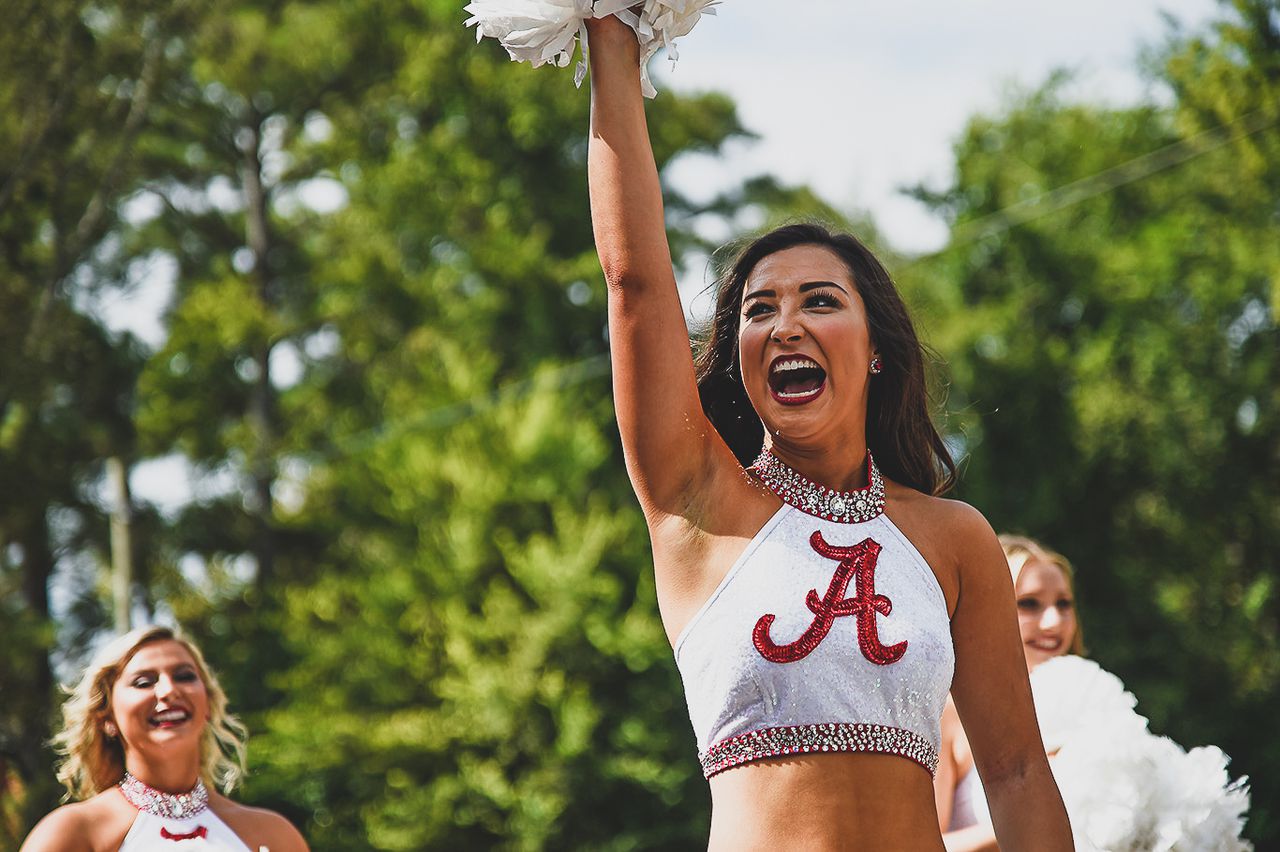 Alabama football homecoming parade time: Set your alarms