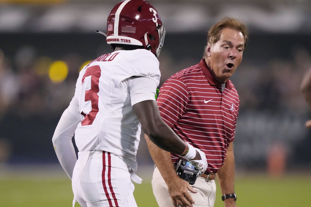 Alabama football player explains how to survive a Saban butt-chewing