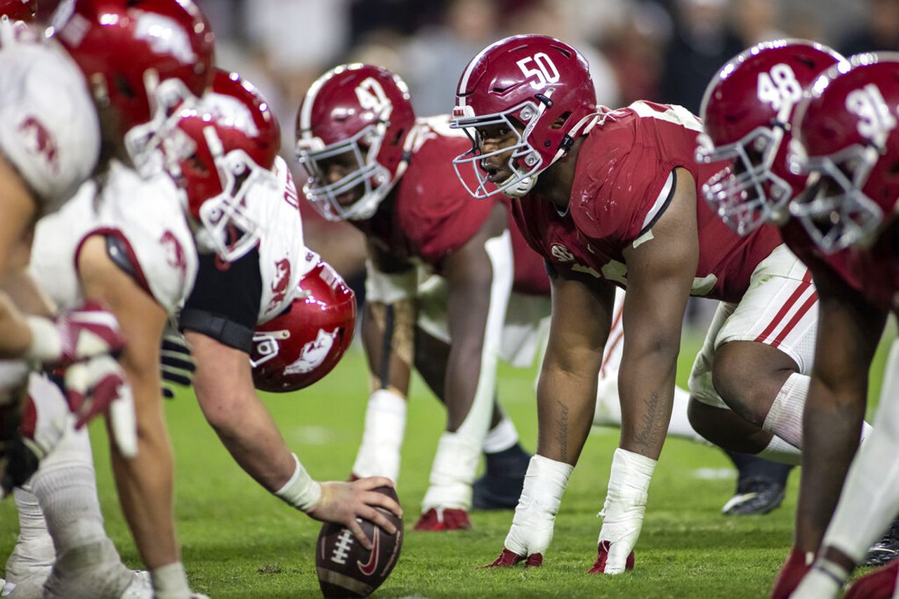 Alabama vs. Arkansas football trivia: Hog the glory if you ace this quiz