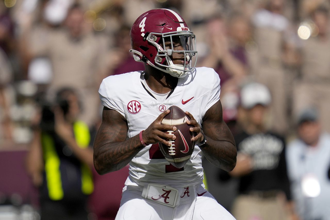 Alabamaâs Milroe didnât run much against Texas A&M. Hereâs how he adapted