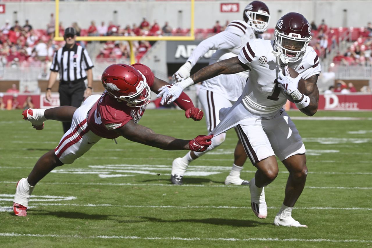 Arkansasâ Sam Pittman admits he âdidnât know what to doâ during loss to Mississippi State