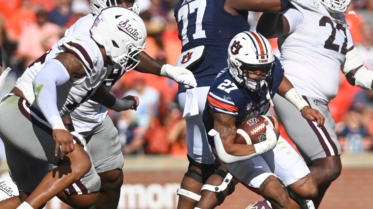 Auburn-Arkansas football kickoff time, broadcast information announced