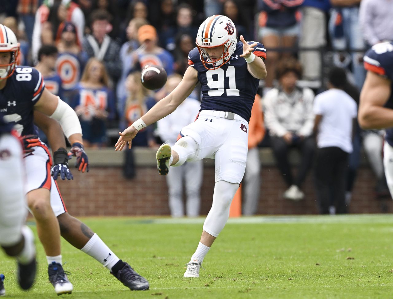 Auburn football: Oscar Chapman named the Week 5 Ray Guy Award Punter of the Week