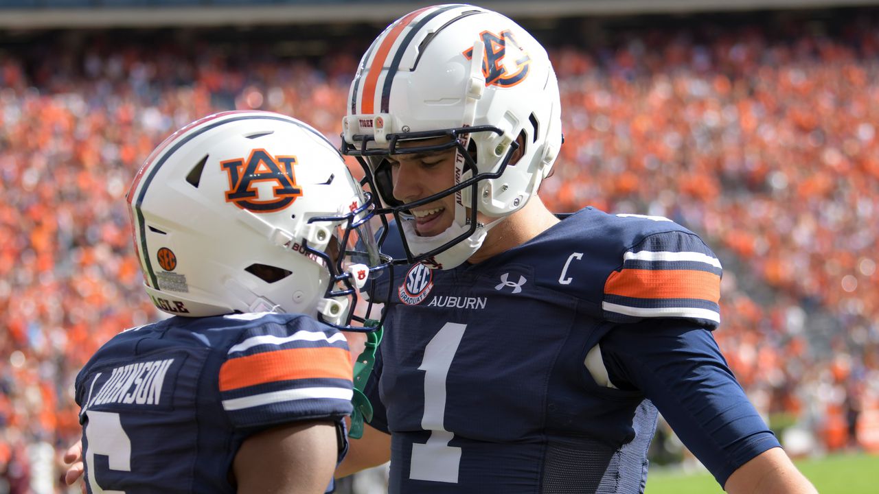 Auburn puts QB rotation to bed and Payton Thorne loosens up in win over Mississippi State