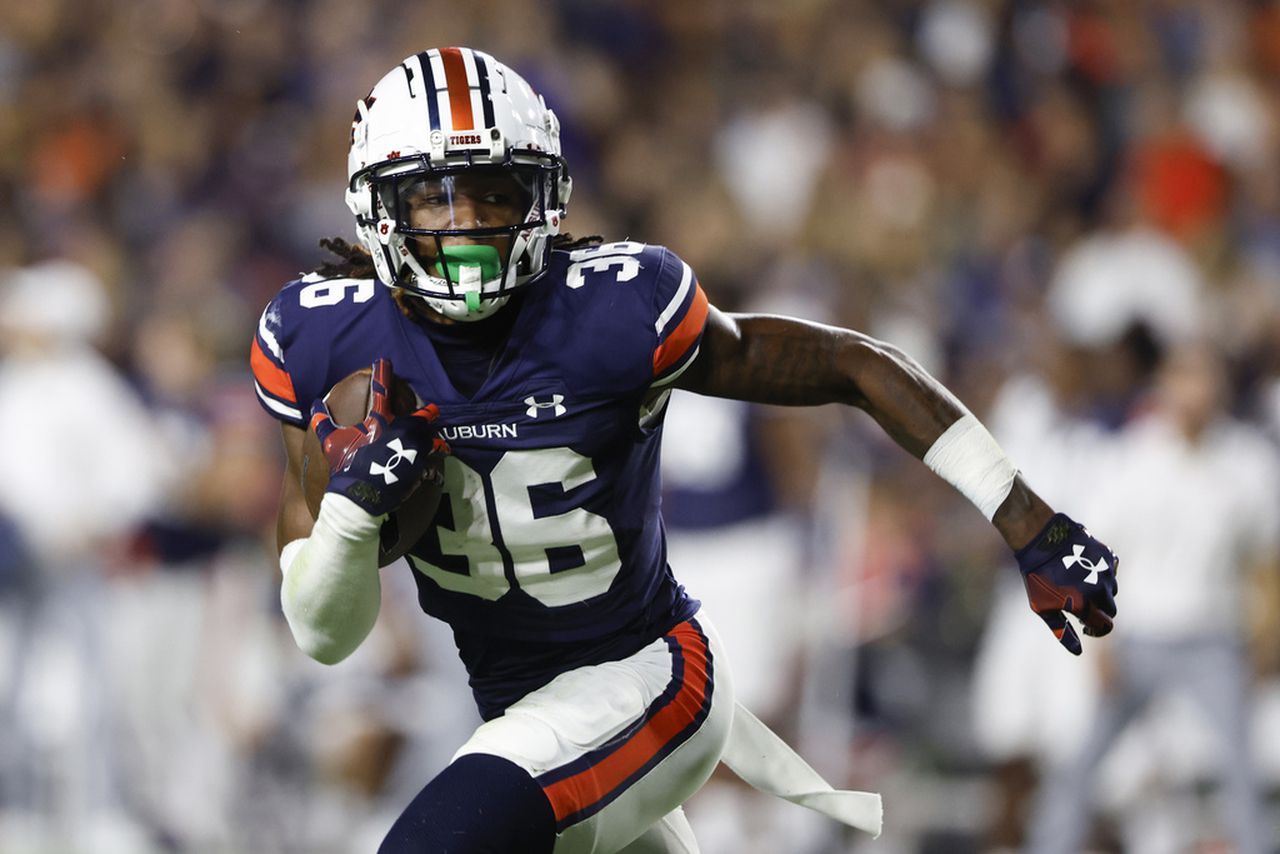 Auburn safety Jaylin Simpson named first-team AP midseason All-American