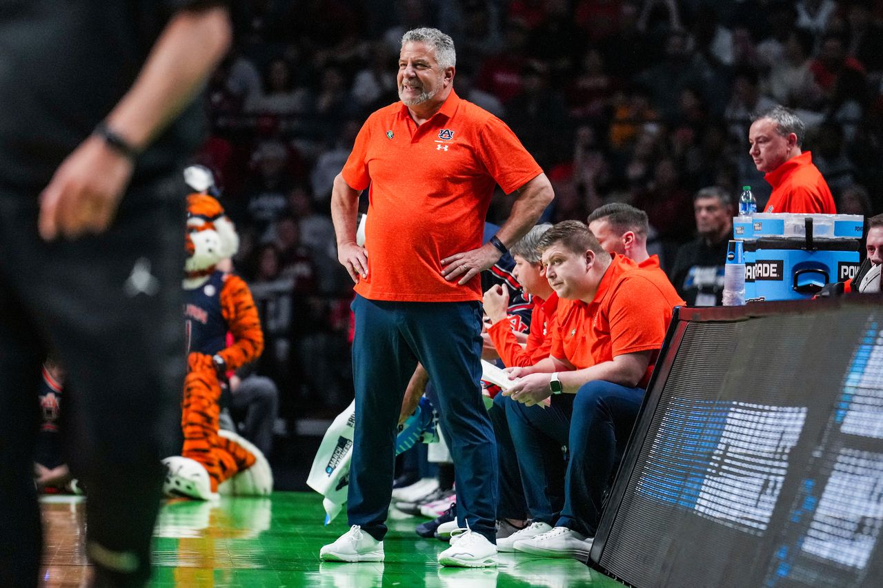 Auburnâs Bruce Pearl criticizes Black Lives Matter Chicago after post supporting Palestine