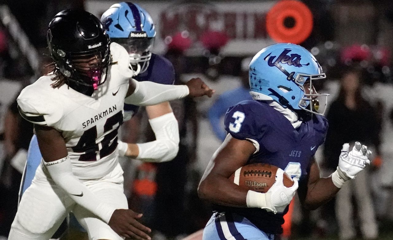 Blocked PAT saves 31-30 James Clemens win over Sparkman