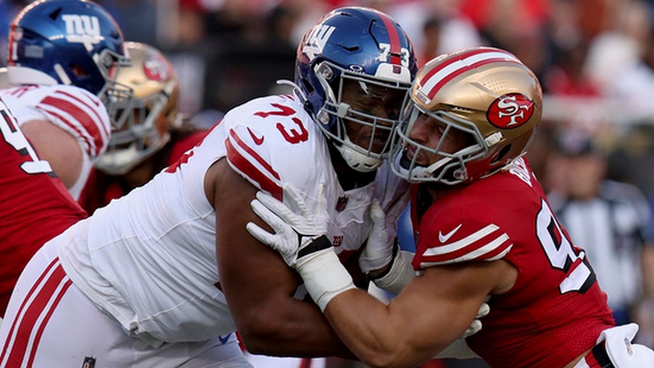 Evan Neal apologizes to Giantsâ hamburger-flipping fans