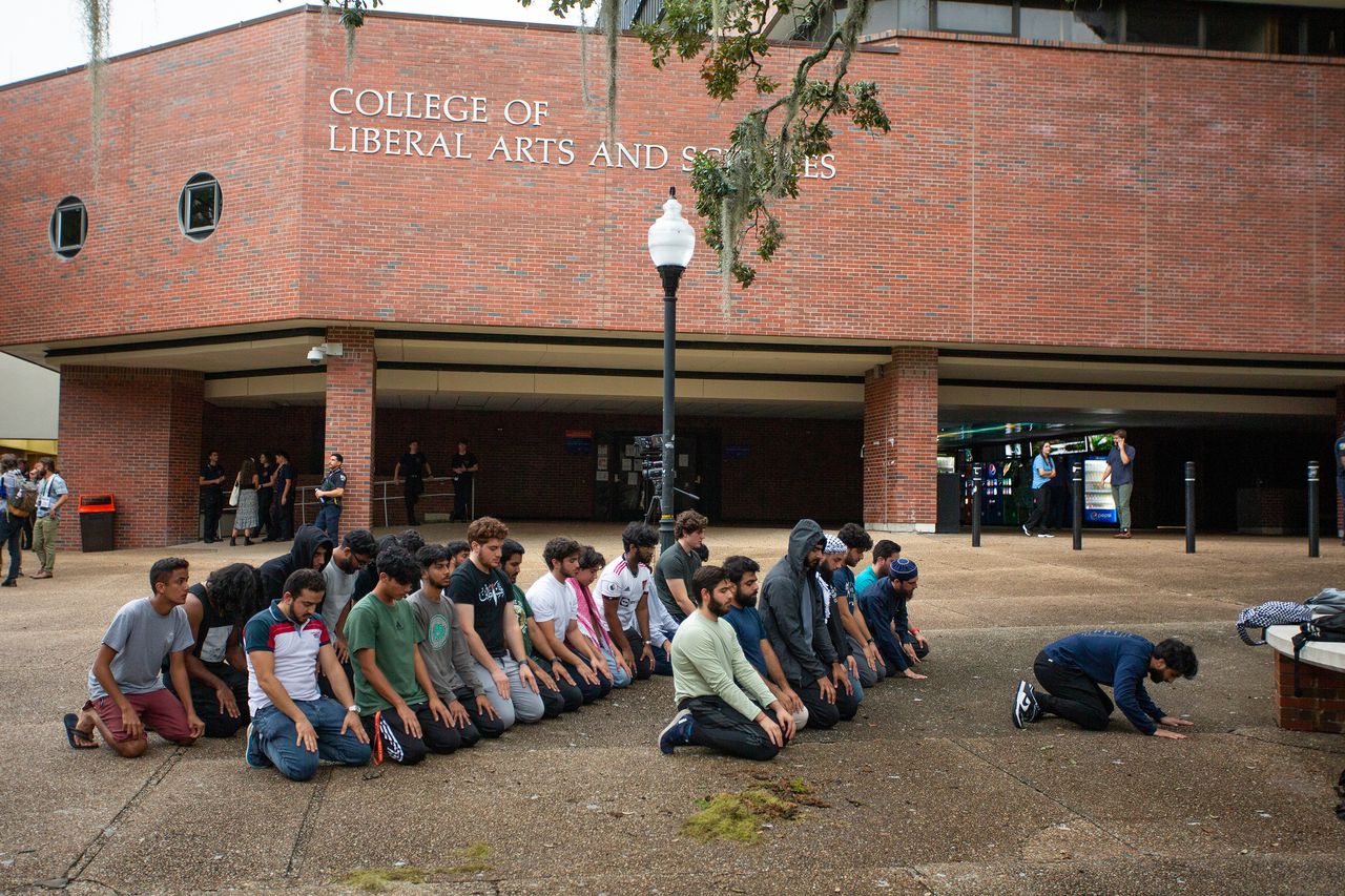 Florida colleges accuse pro-Palestinian student group of aiding terrorists, orders them to disband