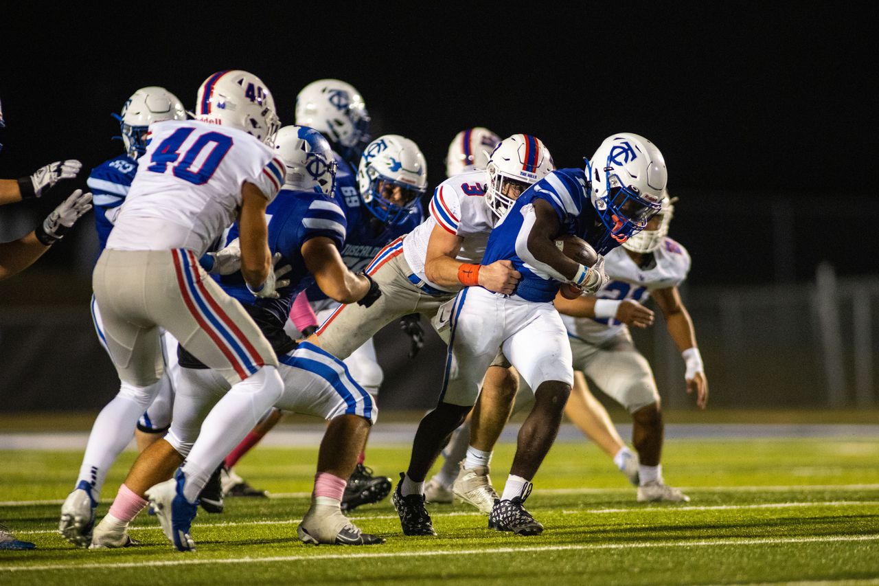 Friday roundup: Vestavia Hills rips Tuscaloosa County; Montgomery Catholic tops Andalusia