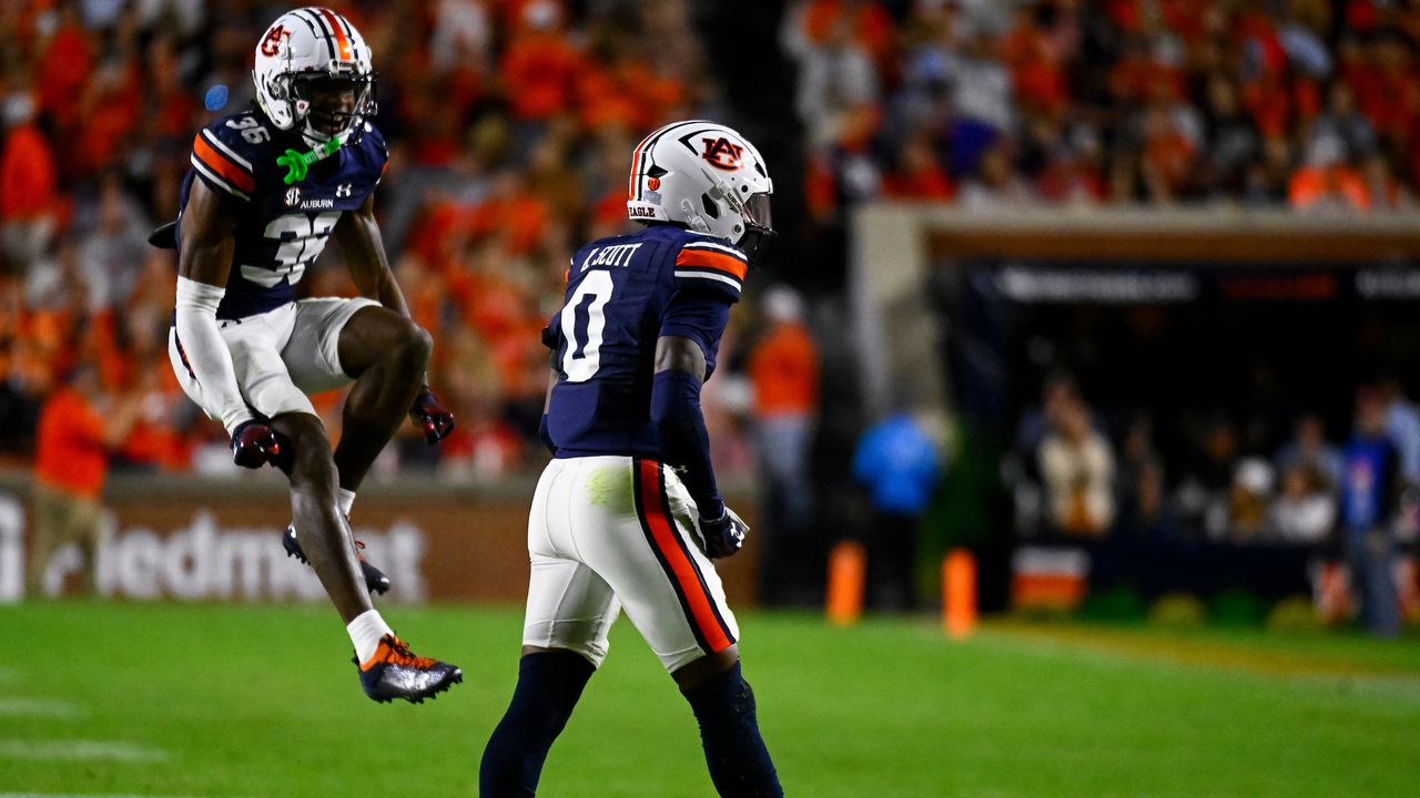 How Auburn's Keionte Scott helped Jaylin Simpson expedite his return from injury