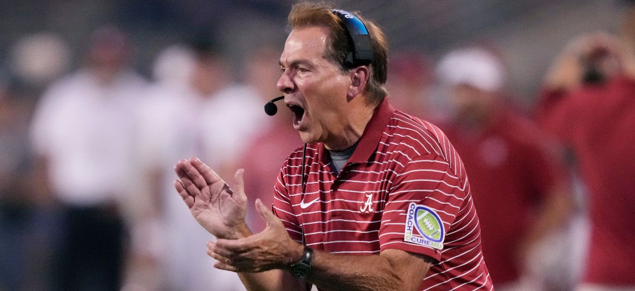 How Nick Saban prepares Alabama for 11 a.m. kickoff against Arkansas