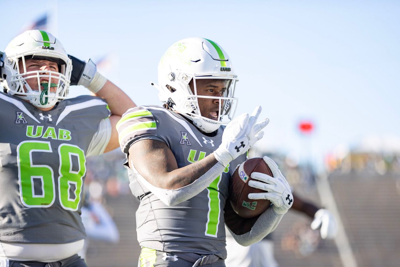 Jermaine Brown Jr. ignites UAB running game in 56-35 rout of South Florida