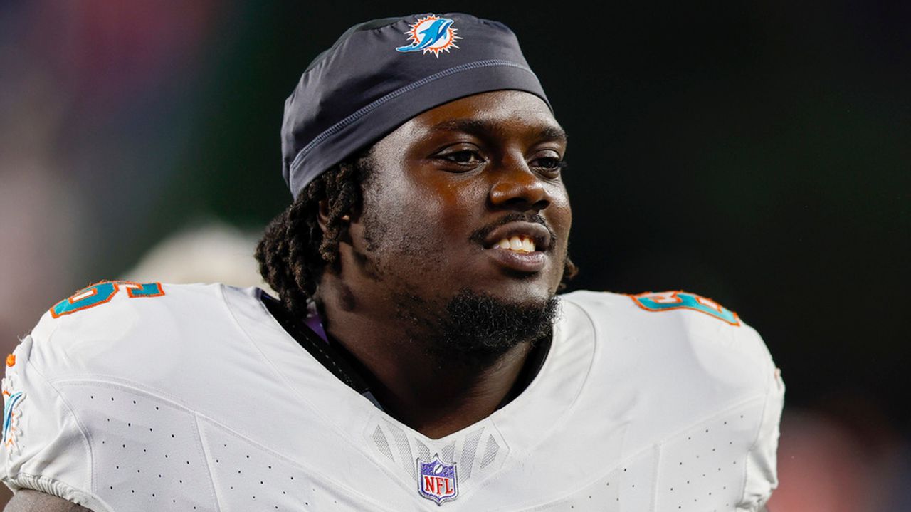 Lester Cotton poised to play for Miami Dolphins