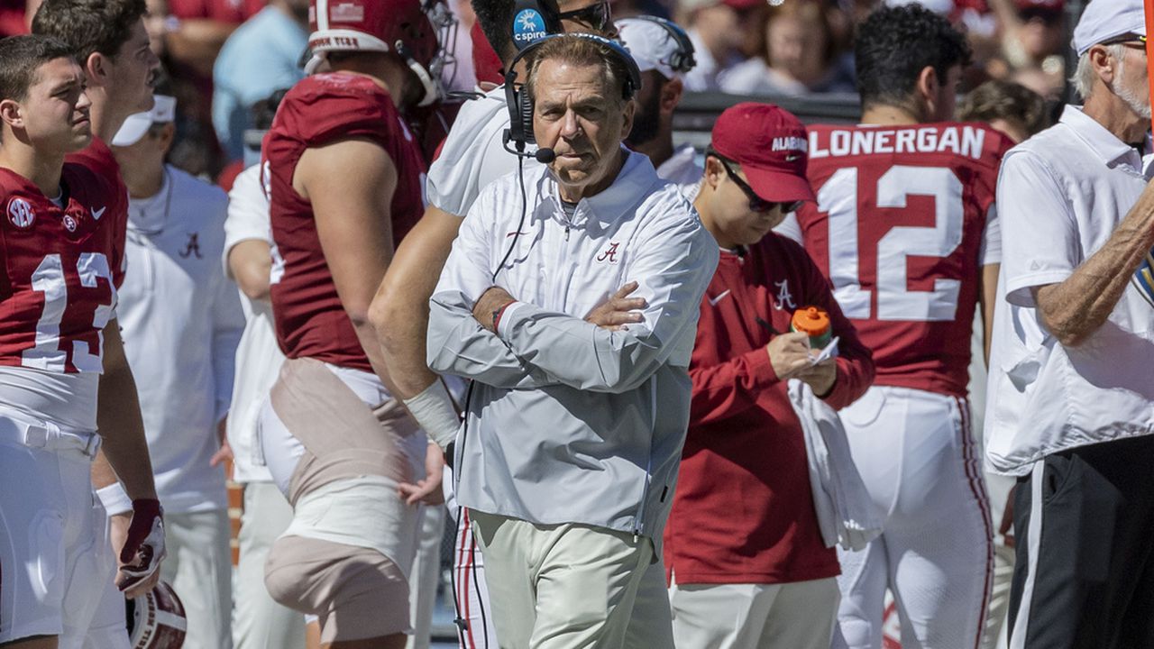 Live updates from Alabama vs. Tennessee: Score, injury report and more