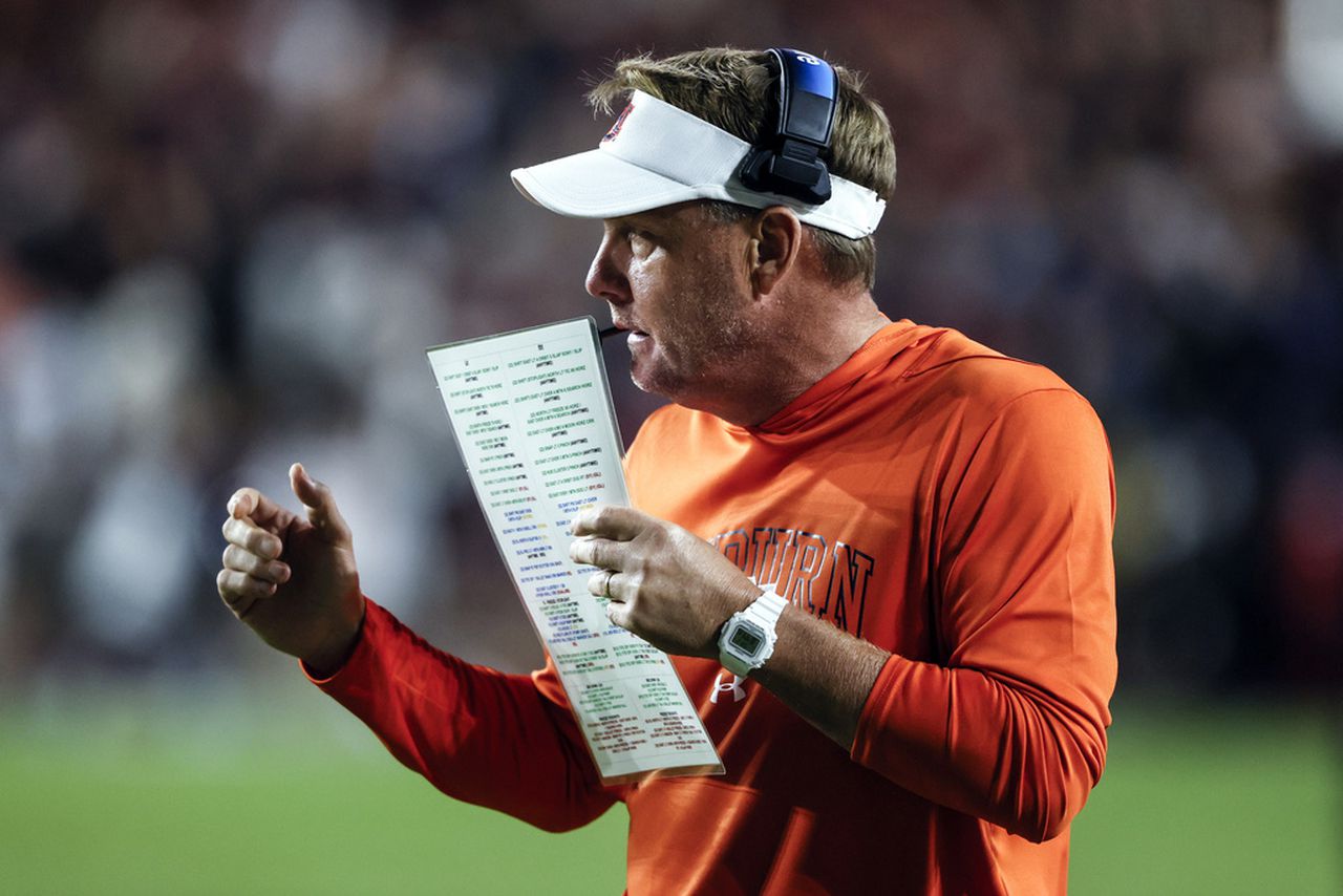 Live updates from Hugh Freezeâs Monday press conference following Ole Miss loss