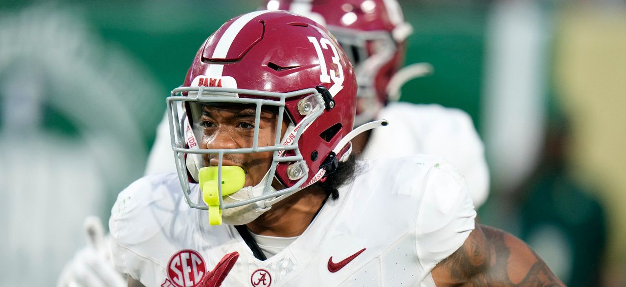 Malachi Moore, James Burnip âgame-timeâ decisions for Alabama-Arkansas