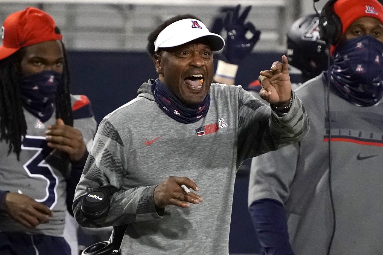 Maryland OC Kevin Sumlin arrested, charged with DUI