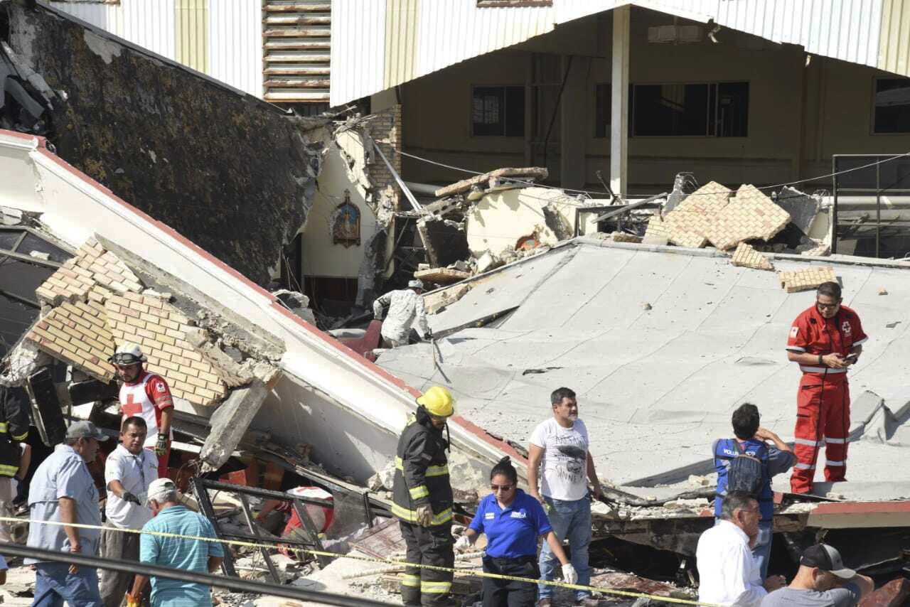 Mexico church roof collapse kills at least 10 people, injures about 60, during baptisms