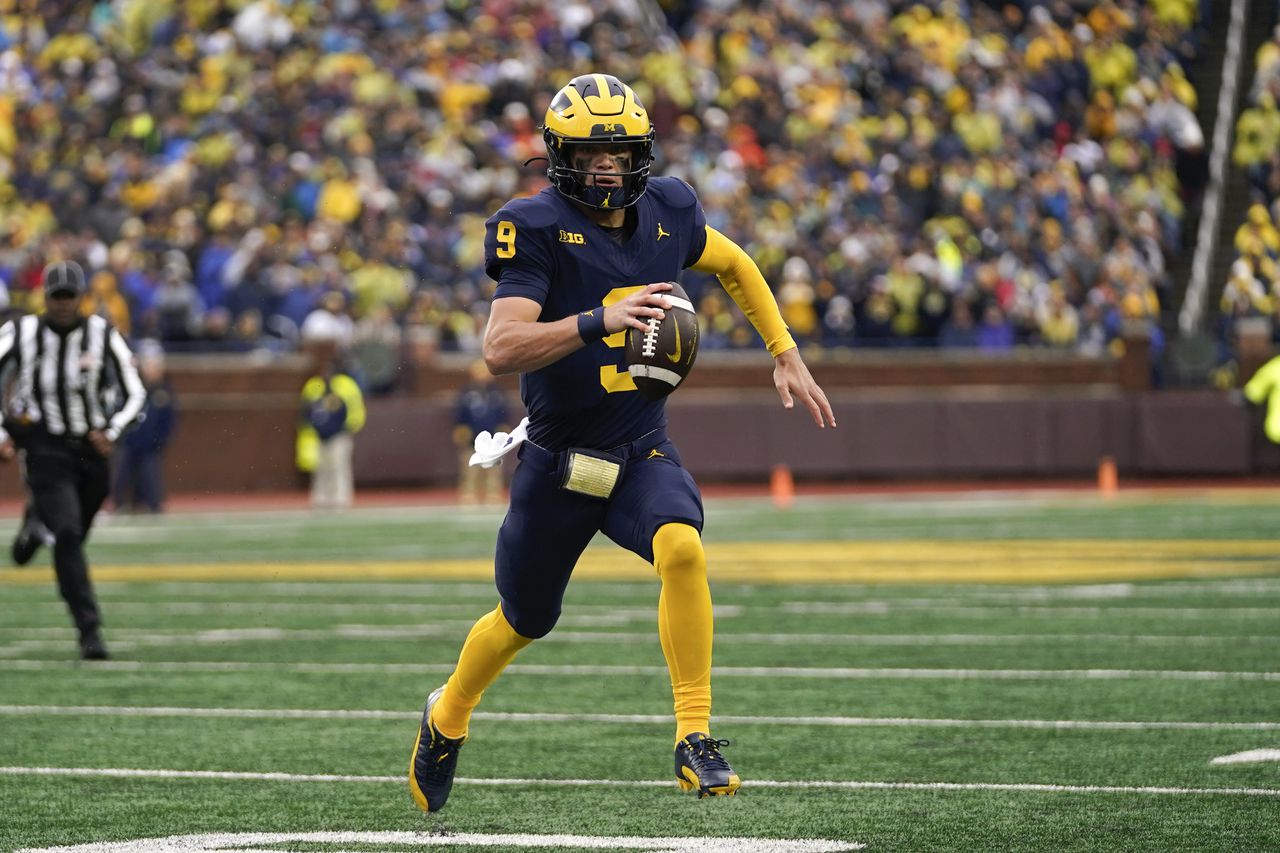 Michigan football responds to NCAAâs investigation into sign stealing, âis fully cooperatingâ