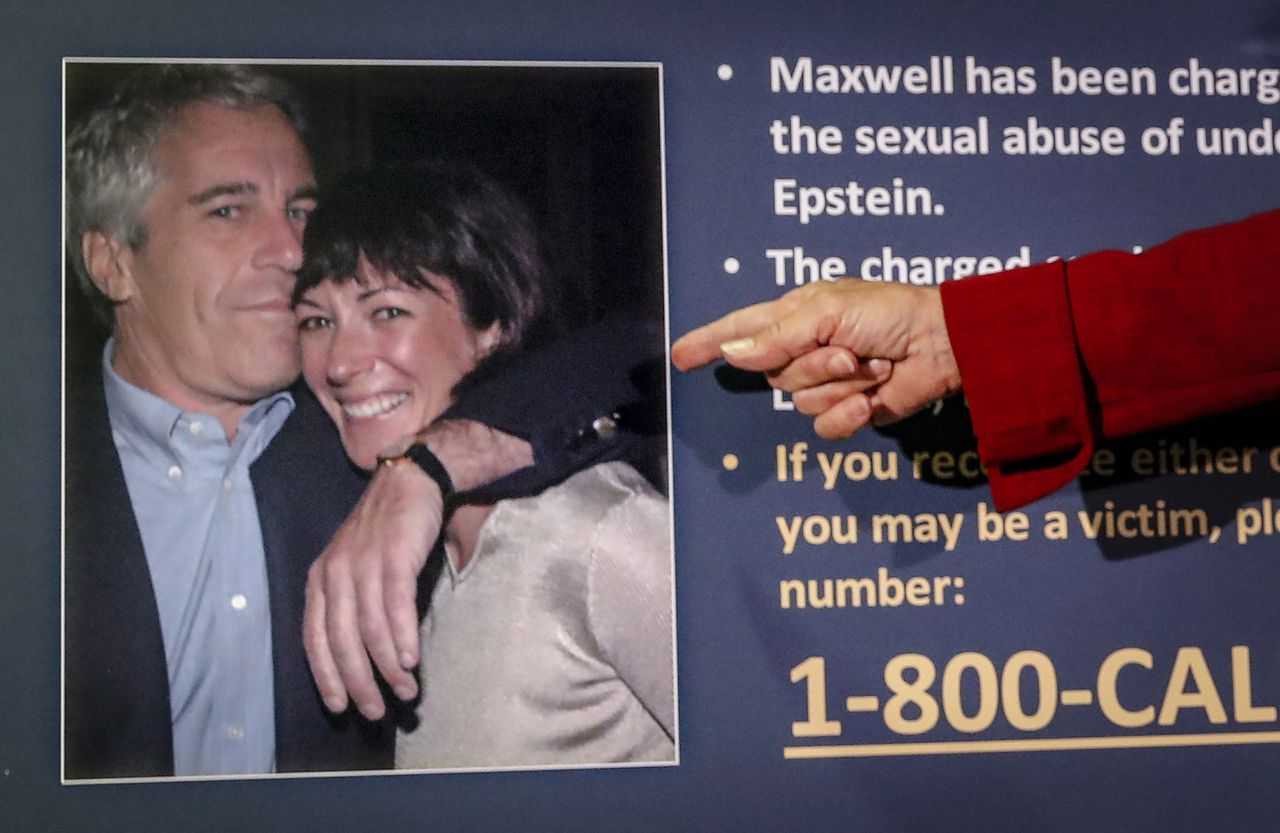 Mother of 5 helped convict Ghislaine Maxwell, dies of overdose: âIt started with Epstein,â family says