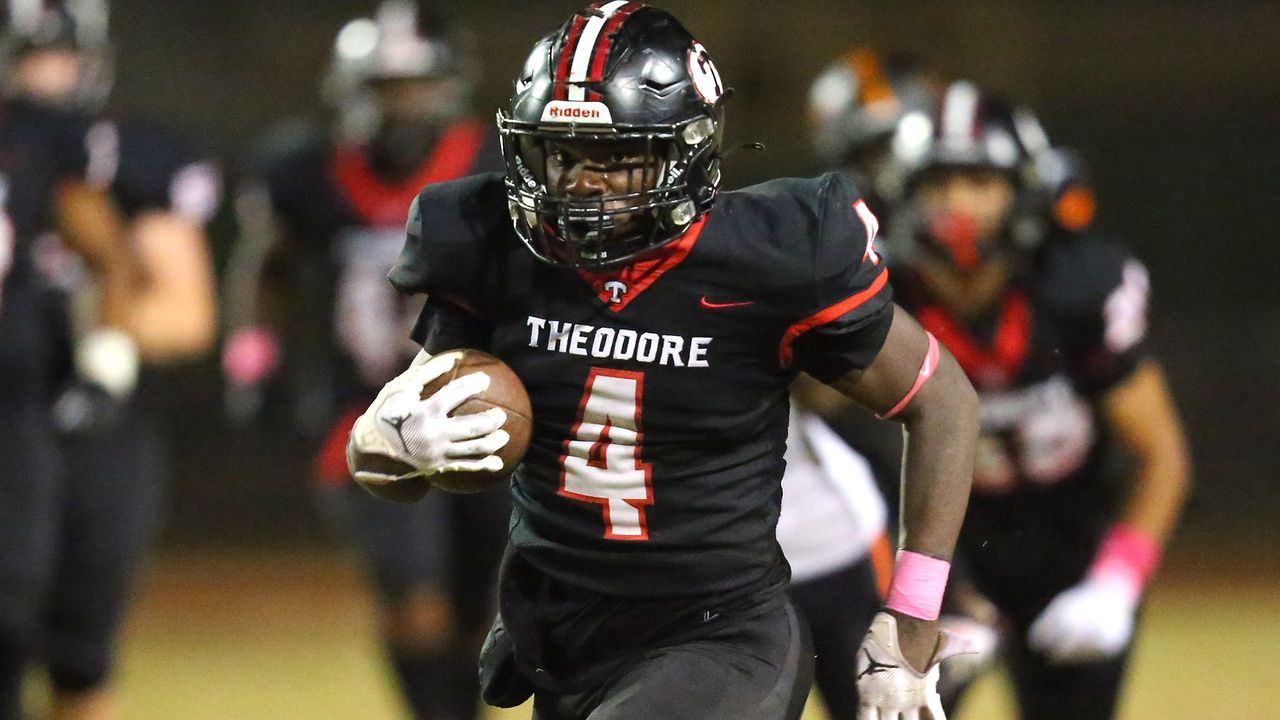 Navontay Richardson, Theodore run past McGill-Toolen