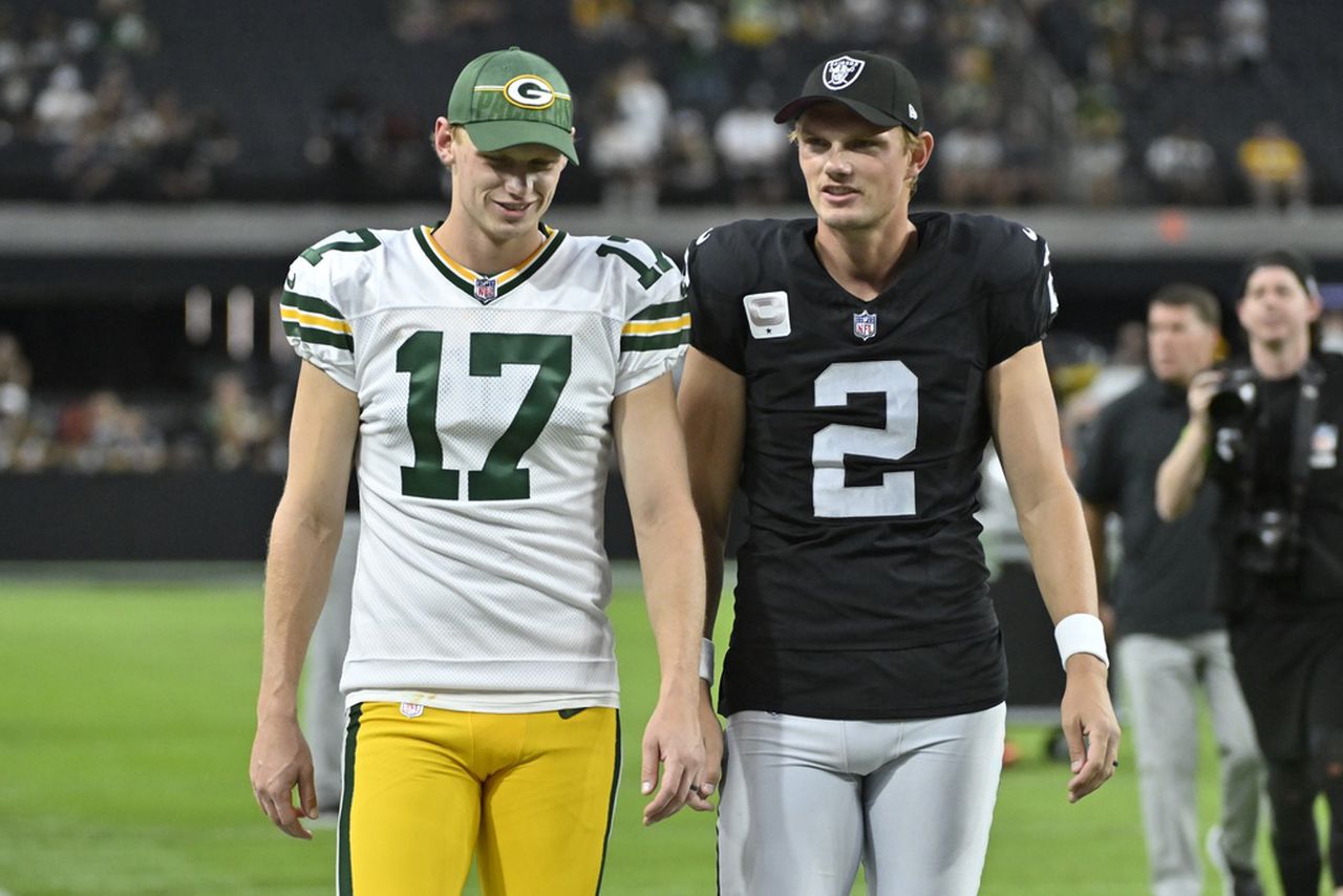 NFL Monday night: Raiders win Carlson Bowl over Packers