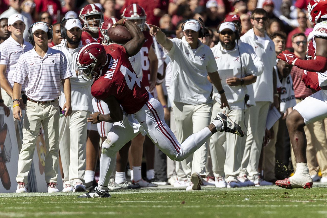 Our grades from Alabama footballâs close-call SEC win over Arkansas