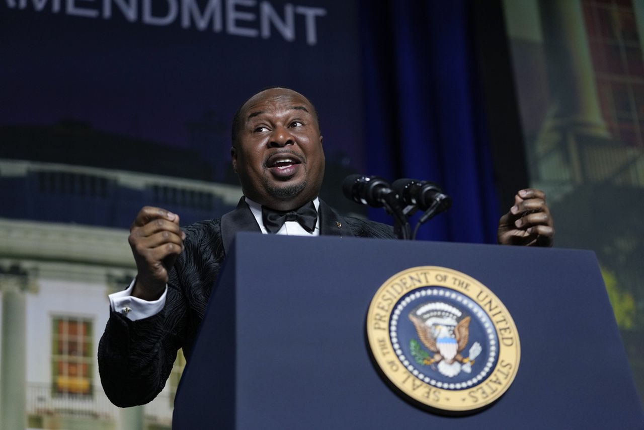 Roy Wood Jr. wonât return to âDaily Showâ as host search drags on