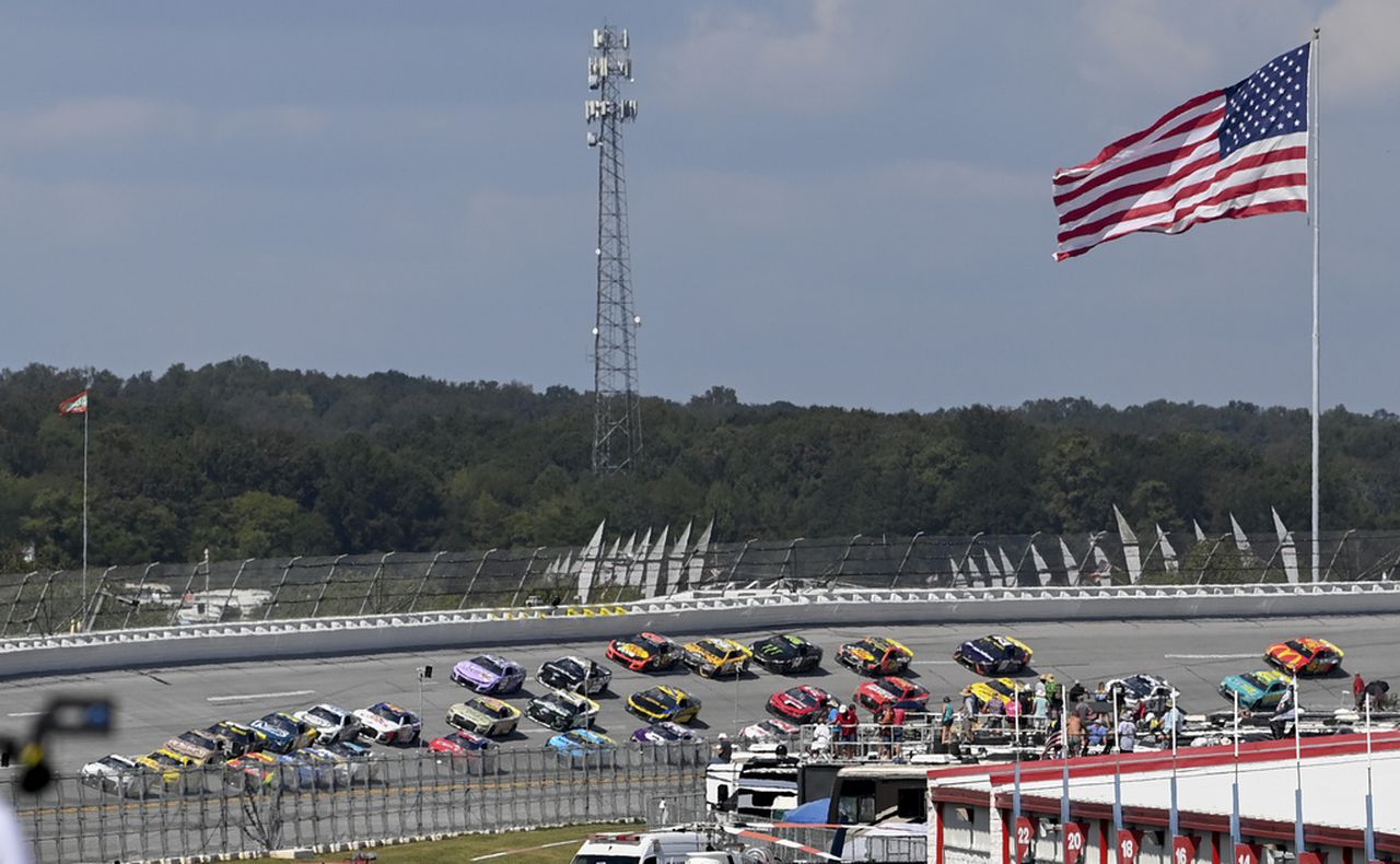 Ryan Blaney punches ticket to next round of NASCAR playoffs with win at Talladega Superspeedway