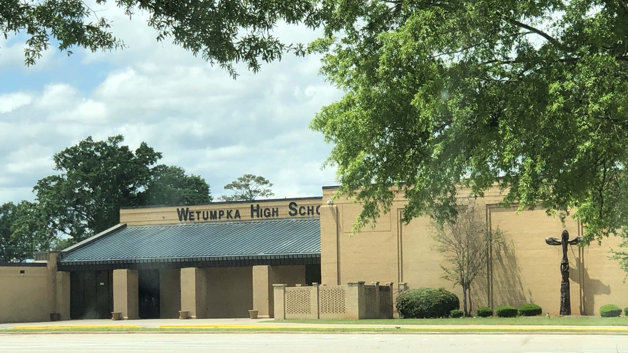 Six students assaulted at Wetumpka High School, police investigating