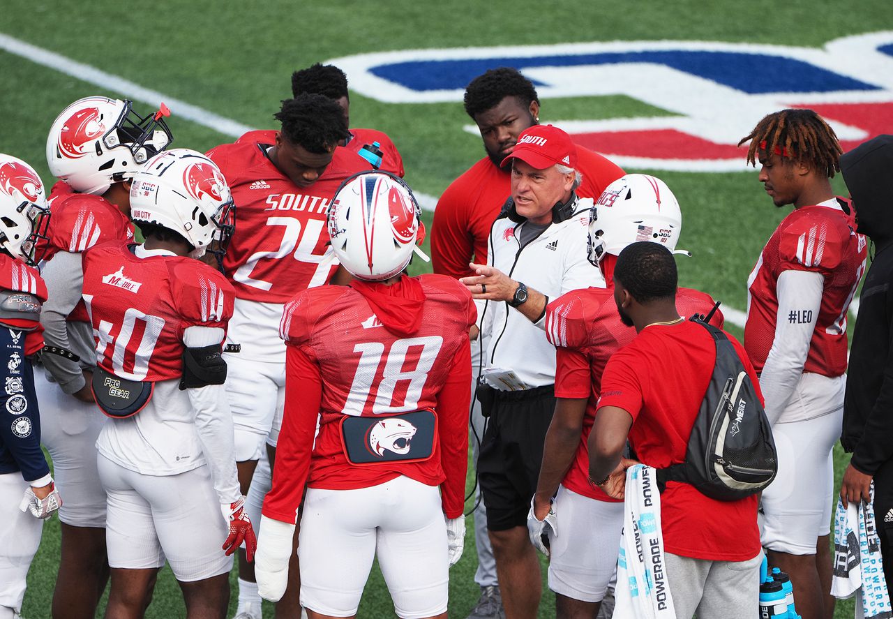 South Alabama football scrimmage 