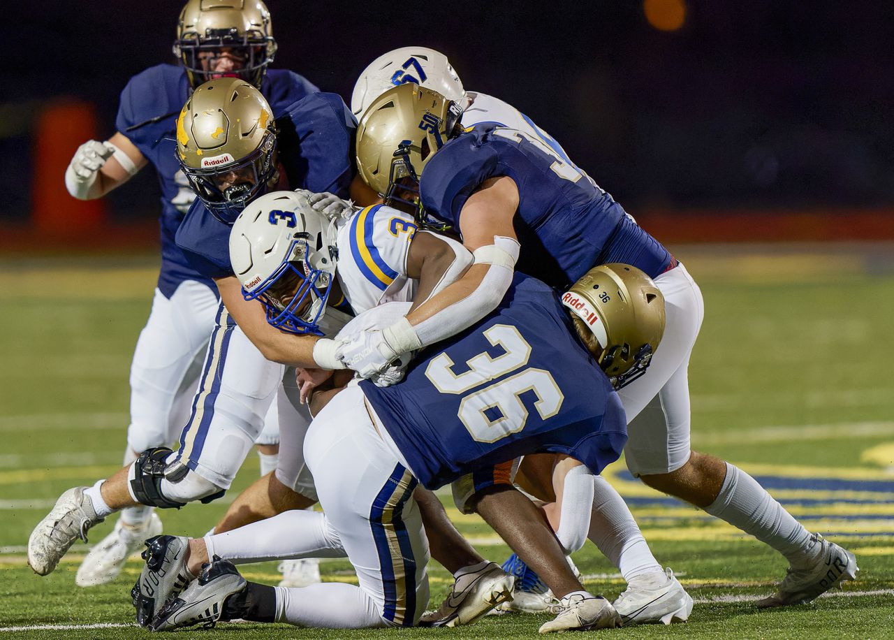 Unbeaten Helena, Briarwood put winning streaks on the line