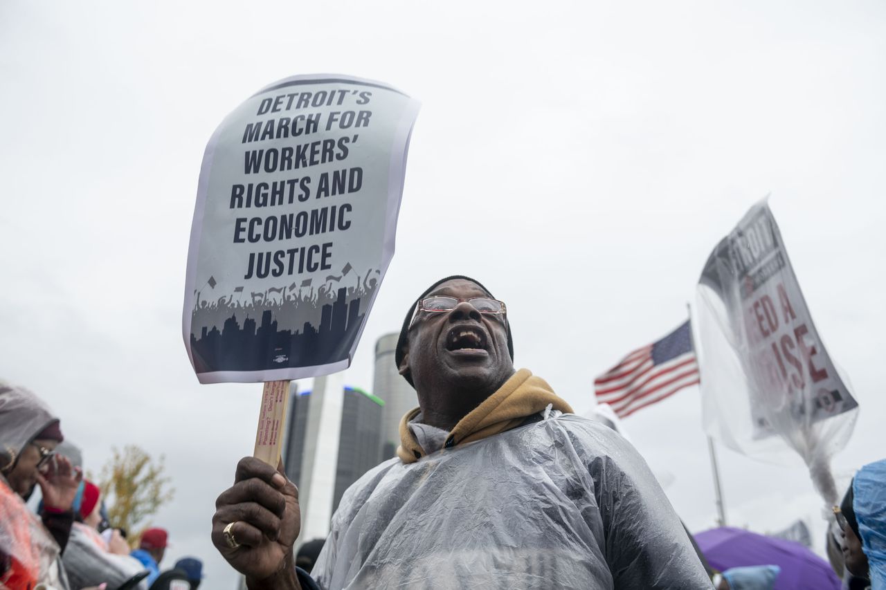 United Auto Workers union, Ford reach deal that could end strikes against Detroit automakers