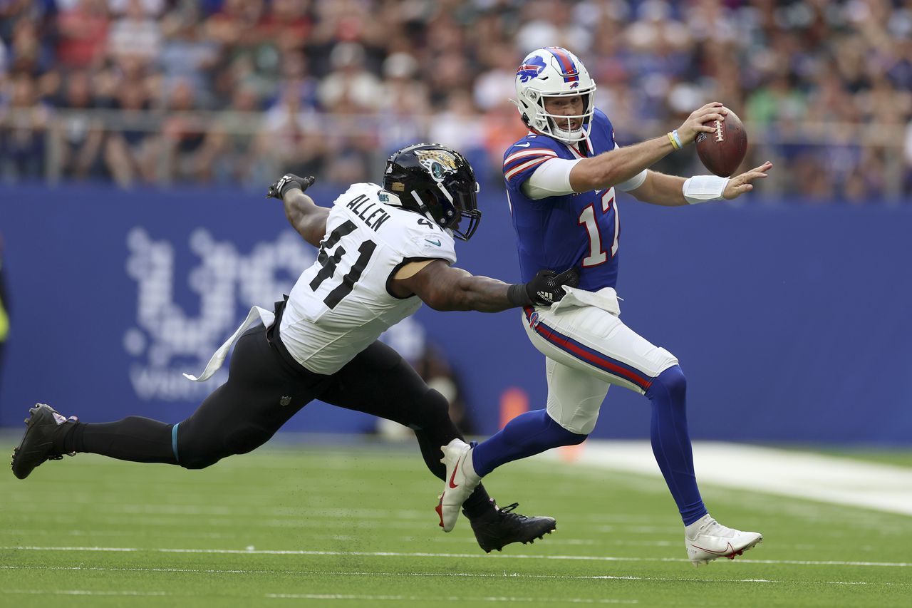 What TV channel is Bills-Giants on today? Live stream, how to watch online, time