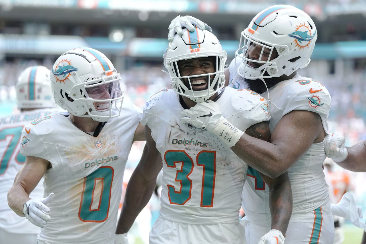 What TV channel is Dolphins-Bills on today? Live stream, how to watch online, time