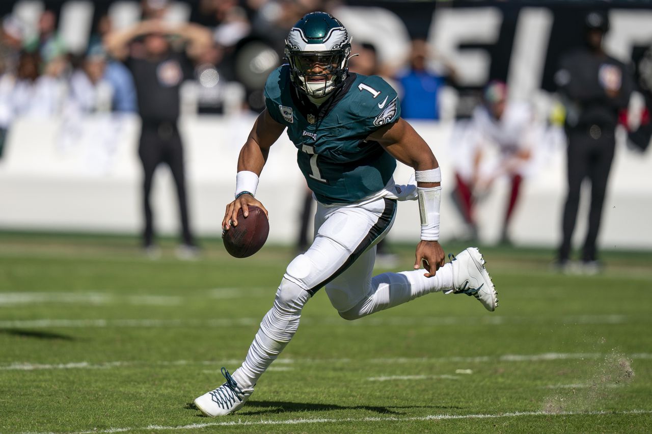 What TV channel is Eagles-Rams on today? Live stream, how to watch online, time