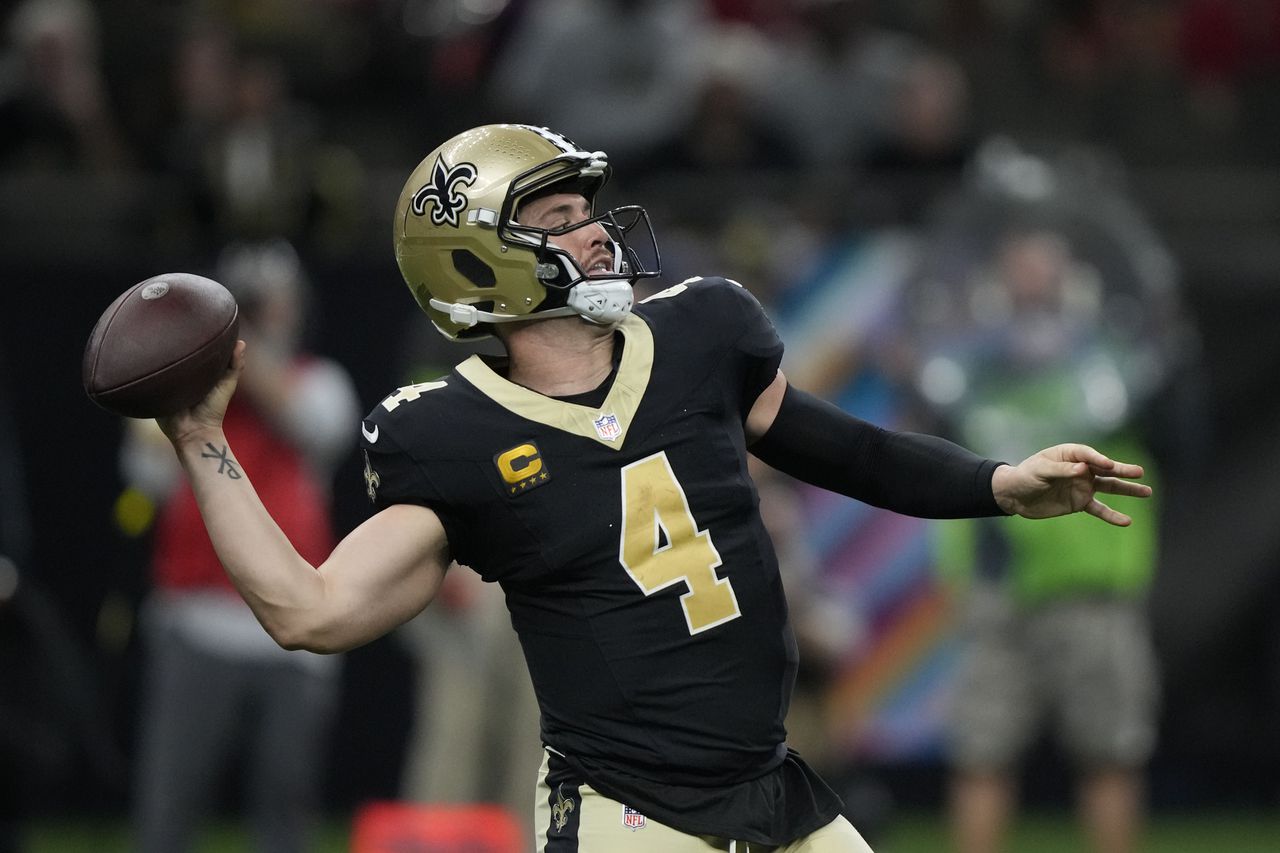 What TV channel is Saints-Patriots on today? Live stream, how to watch online, time