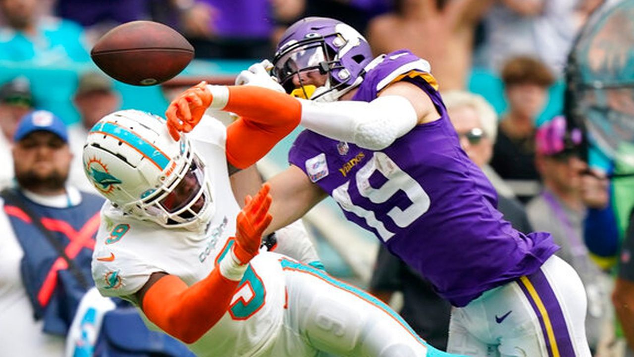 What TV channel is Vikings-Panthers on today? Live stream, how to watch online, time