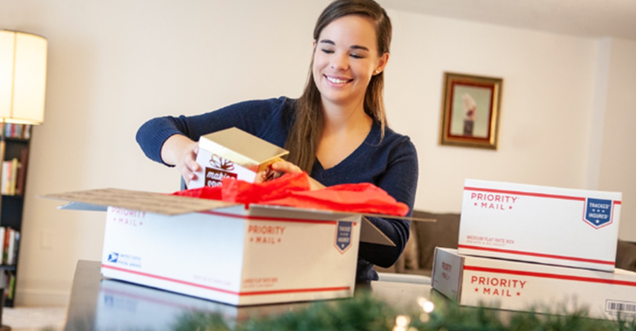 When should I mail my holiday presents? Hereâs the US Postal Service 2023 deadlines