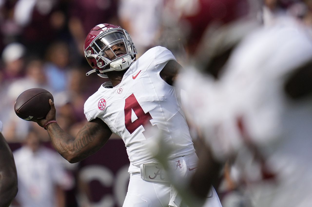 Why did Alabama throw instead of kneel at end of Texas A&M game?