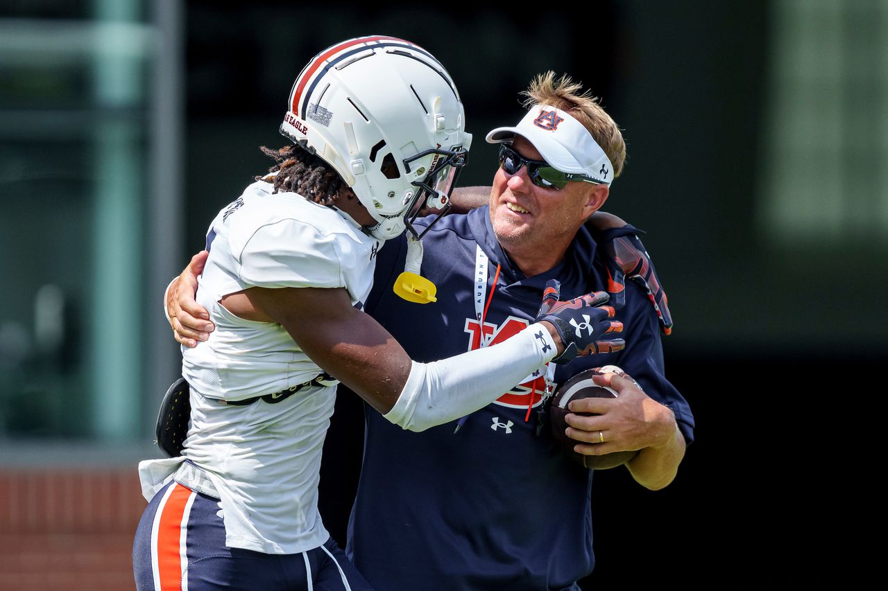 Why Hugh Freeze and Auburn footballâs coaches called their playersâ parents