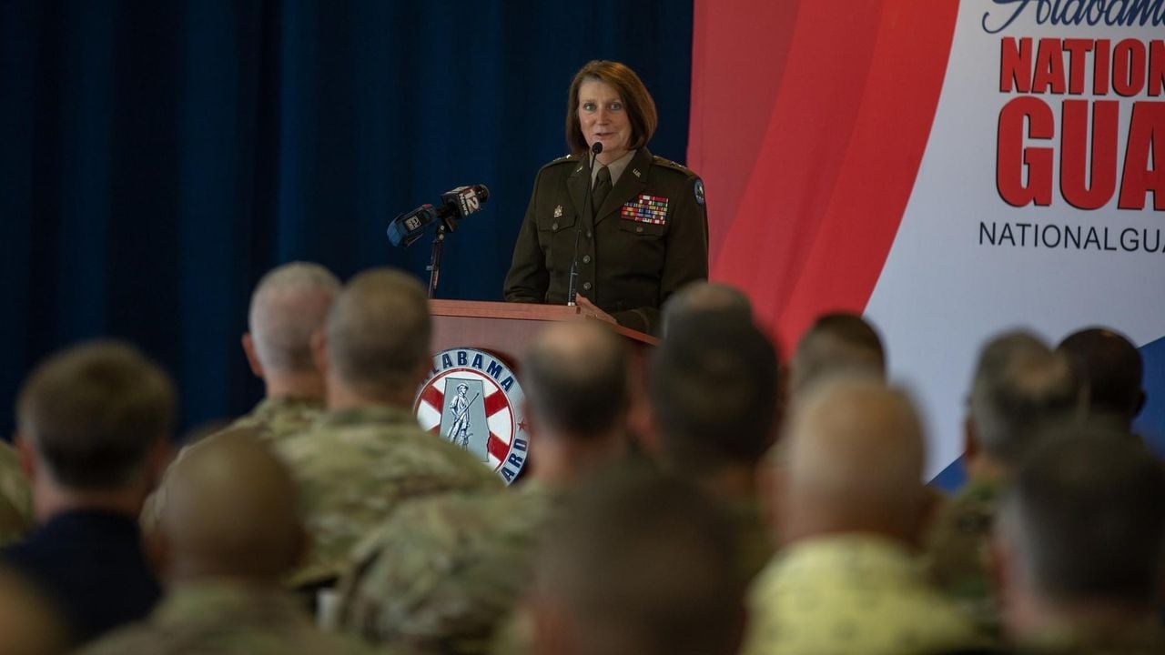 1st woman to lead Alabama National Guard retiring