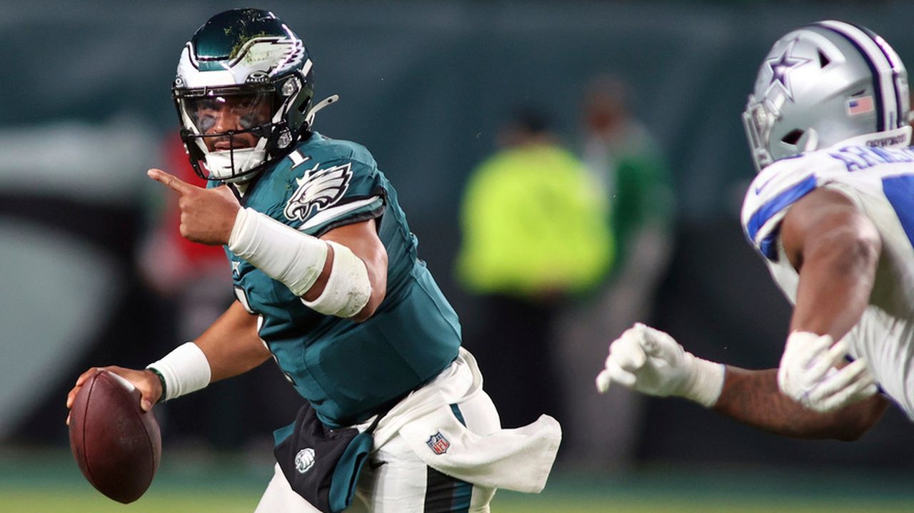 âTough as heckâ Jalen Hurts leads Eagles past Cowboys